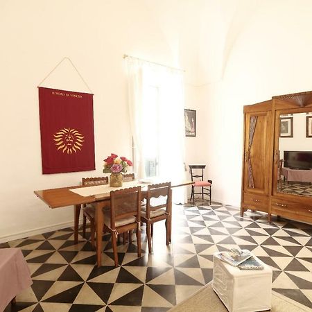 Slow Lecce - Old Town Apartment Sit Exterior photo