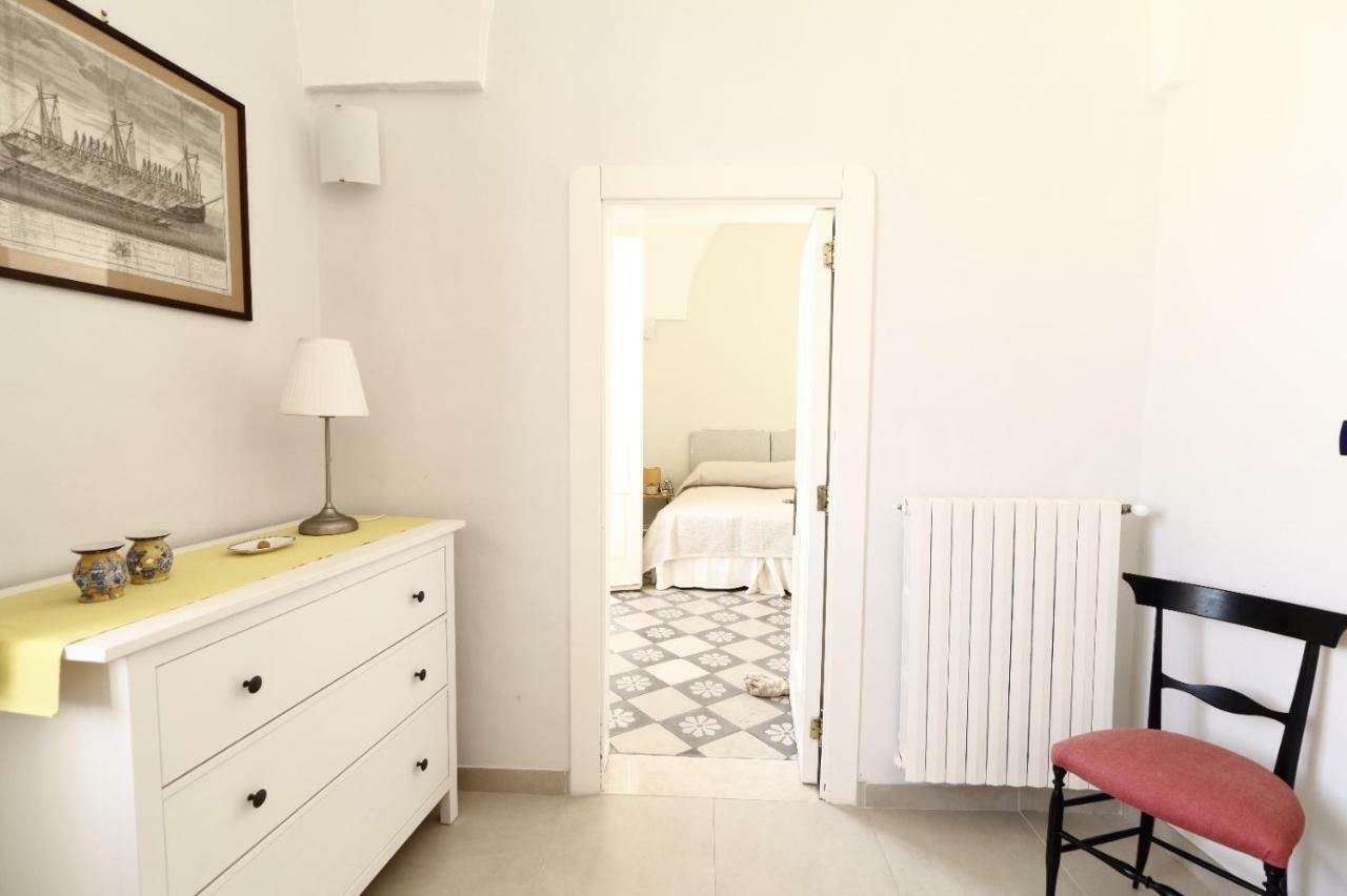 Slow Lecce - Old Town Apartment Sit Exterior photo